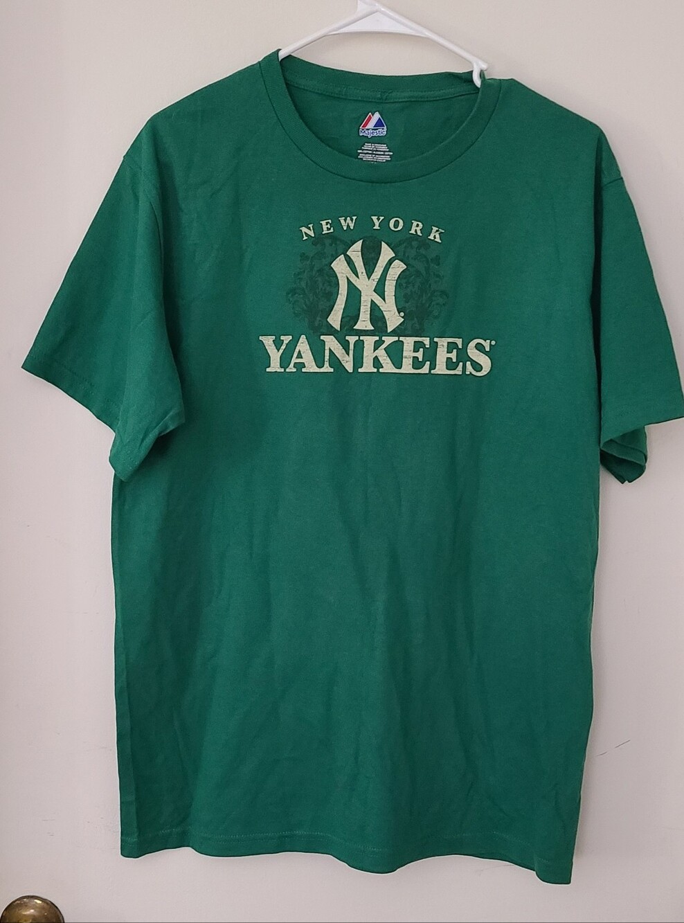 New York Yankees Majestic T Shirt St. Patrick’s Day Green Medium